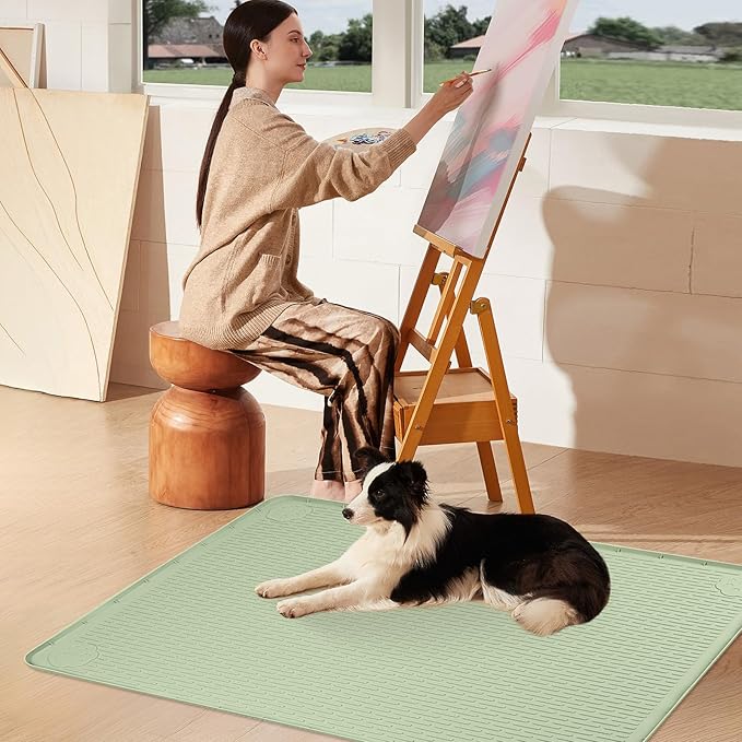 Pee Pads for Dogs, 40" x 28" Extra Large Reusable Dog Silicone Mat for Floor Protector, Washable Non-Slip Dog Training Pads for Potty Training (Green)